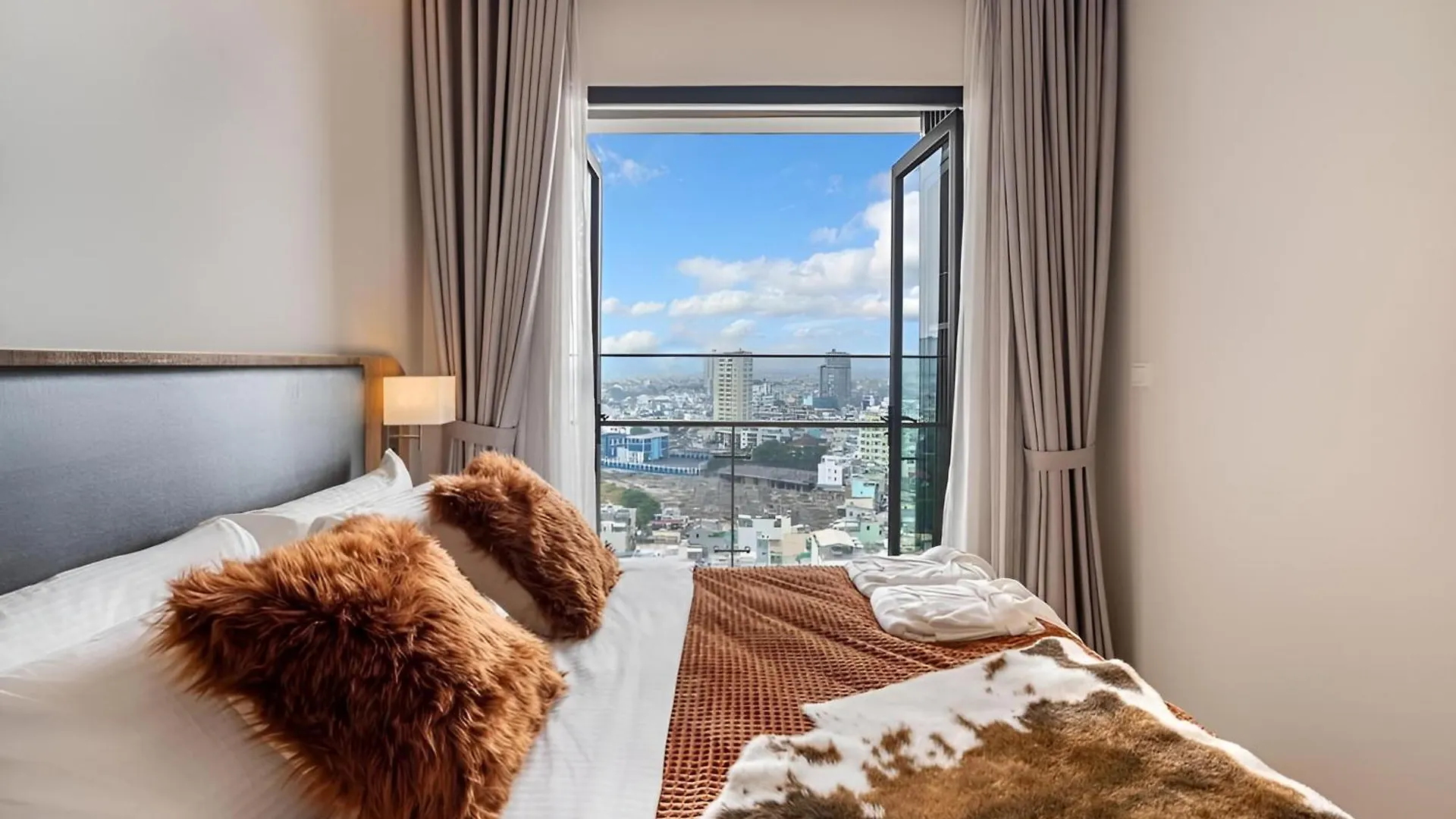 Imperial Elegance Zenity D1 Apartment Ho Chi Minh City Vietnam