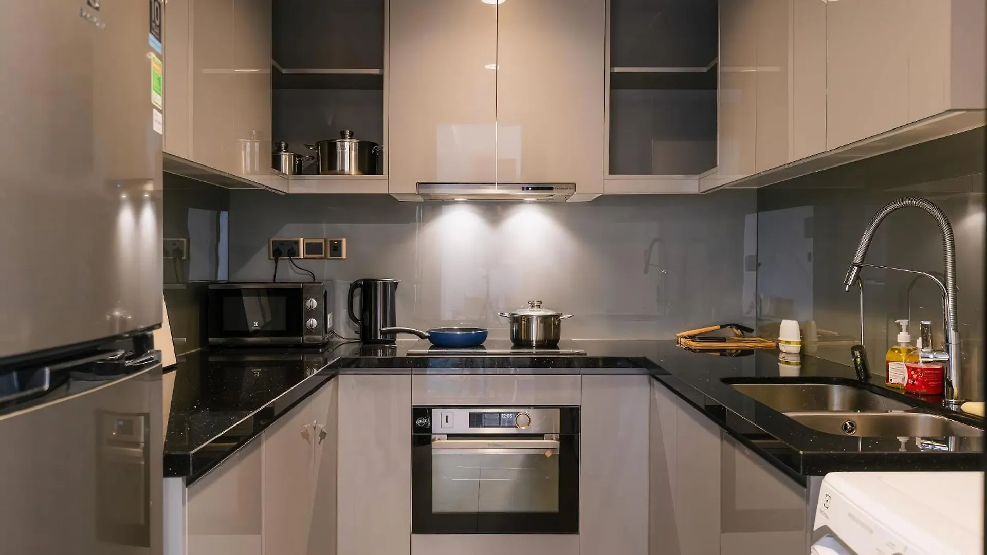 Imperial Elegance Zenity D1 Apartment Ho Chi Minh City