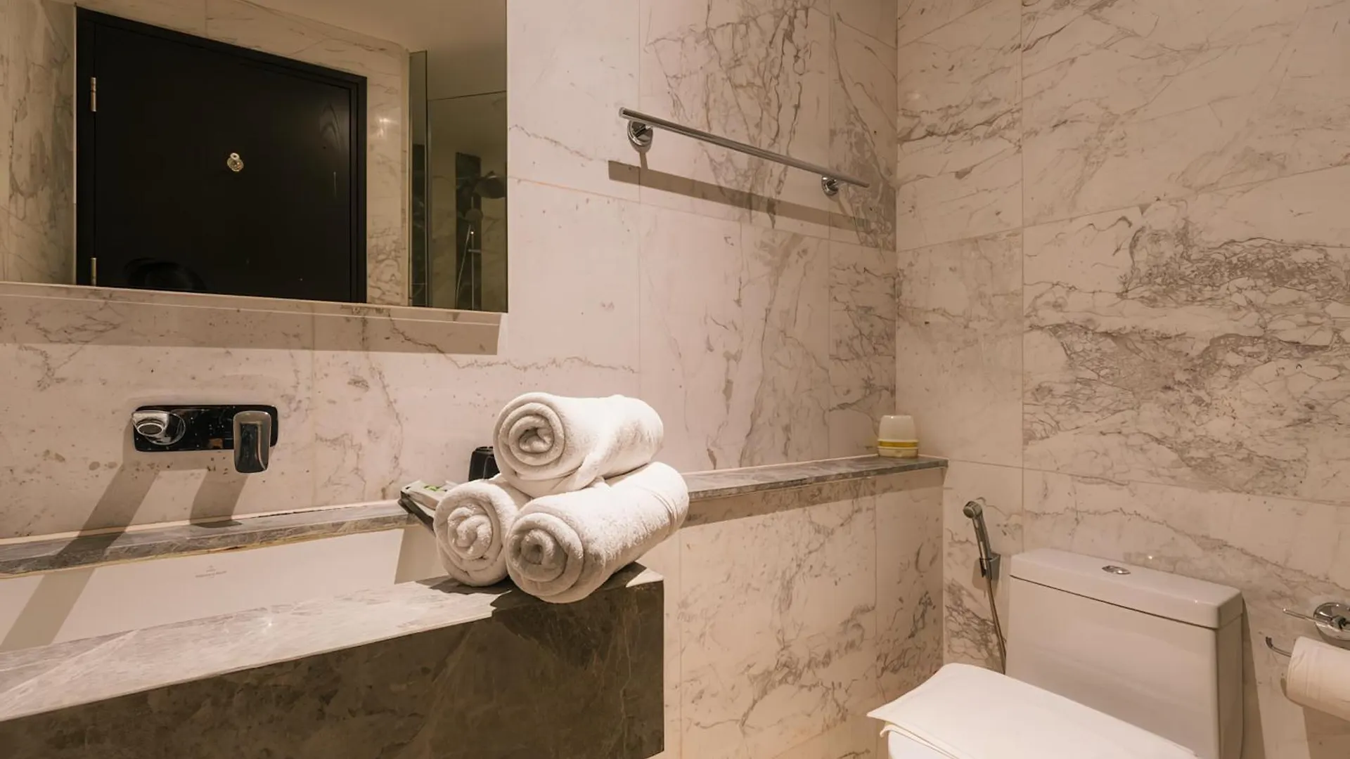 Imperial Elegance Zenity D1 Apartment Ho Chi Minh City