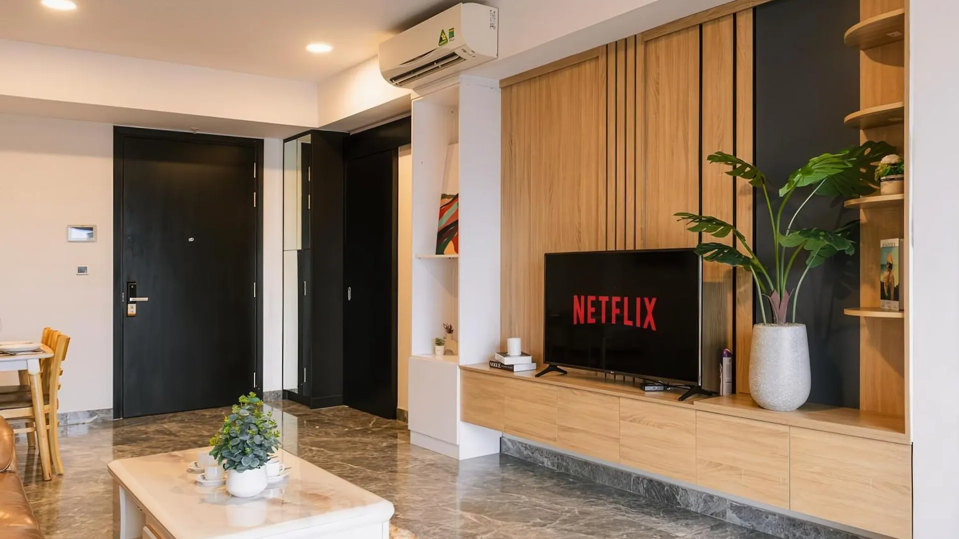Imperial Elegance Zenity D1 Apartment Ho Chi Minh City